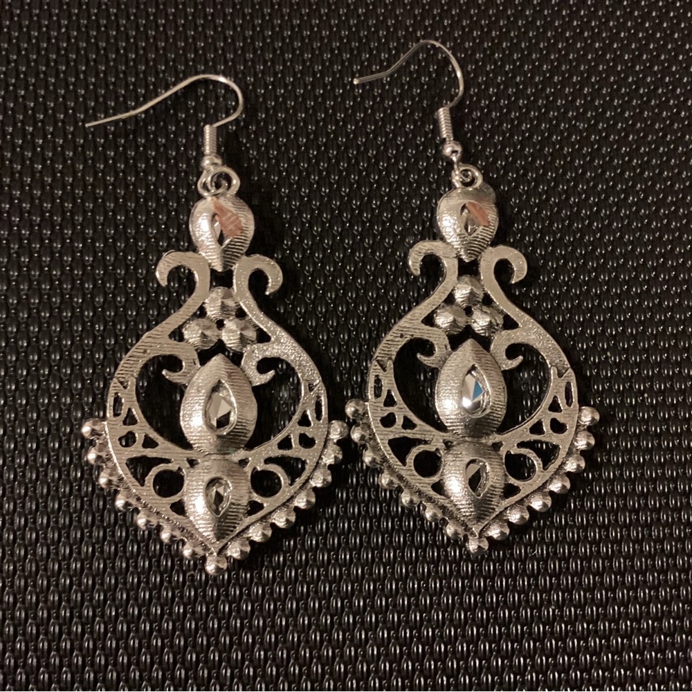 Vintage Silver and Blue Chandelier Earrings - Picture 2 of 4